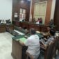 Suasana sidang lanjutan dengan agenda Keterangan saksi ahli Dewan Pers atas permohonan gugatan praperadilan oleh LBH Pers Makassar selaku Pemohon kepada Termohon Polda Sulsel terkait perkara dugaan penundaan perkara (undue delay) kasus kekerasan jurnalis di Pengadilan Negeri Kelas IA Makassar, Sulawesi Selatan. Dokumentasi KAJ Sulsel-LBH Pers Makassar (Foto: IST)