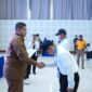 Munafri Arifuddin menegaskan pentingnya peningkatan kompetensi serta kesadaran keselamatan bagi nelayan dan awak kapal tradisional di Kota Makassar