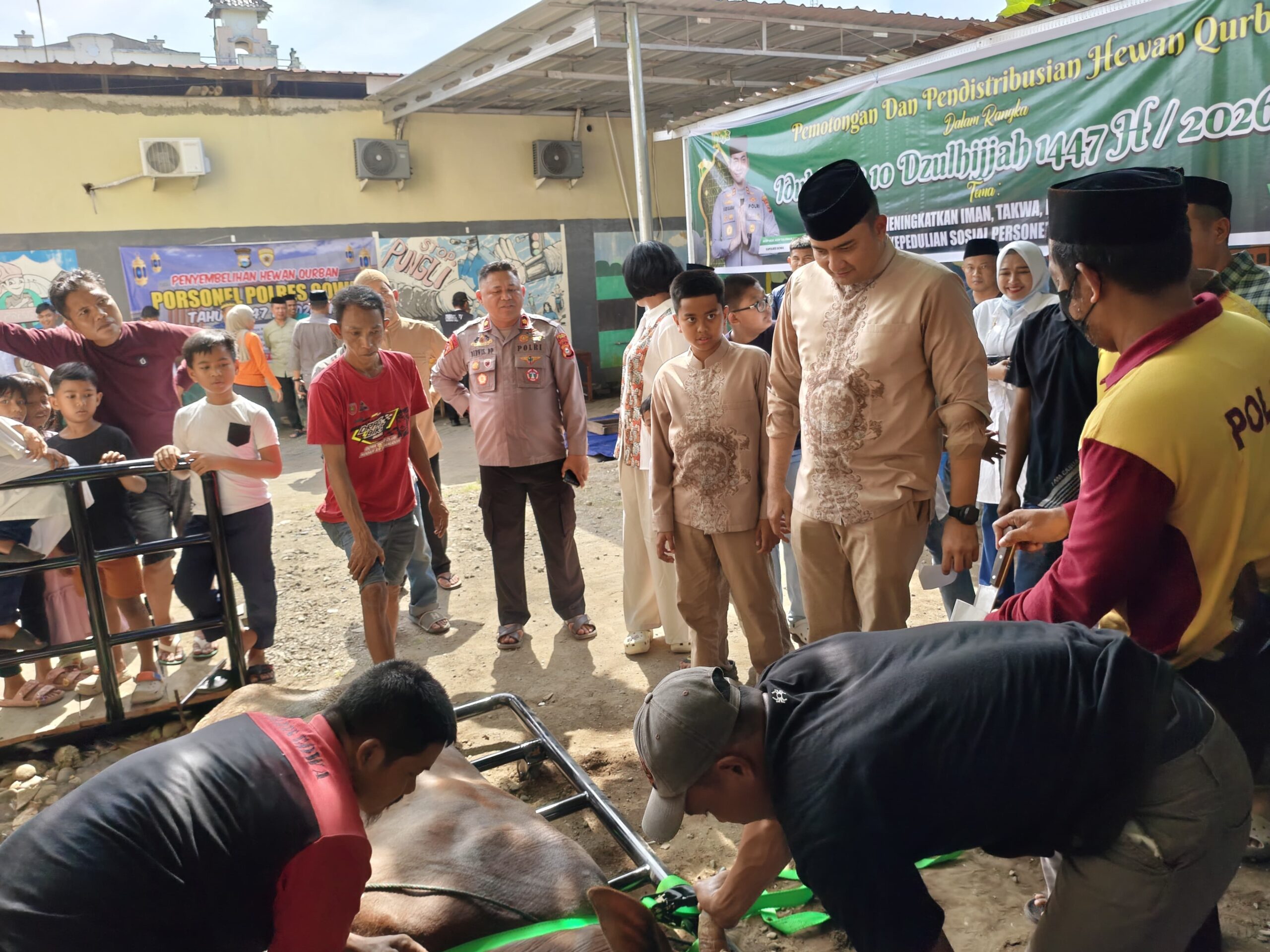 Polres Gowa Sembelih 18 Ekor Sapi di Hari Raya Idul Adha