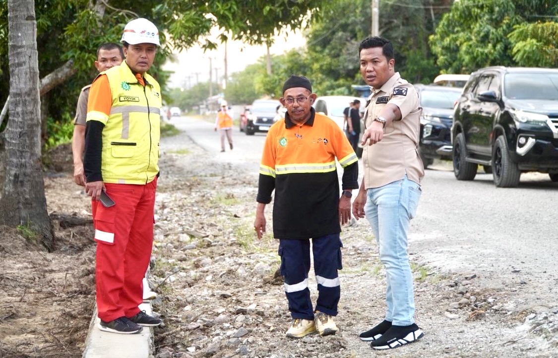 Awasi APBD Sulsel, Sultan Tajang Cek Langsung Proyek Jalan di Wajo