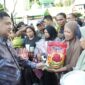 Wali Kota Makassar Serahkan Bantuan Logistik untuk Korban Kebakaran di Kecamatan Tamalate