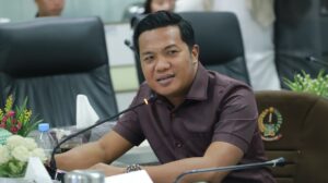 Baru Diaspal, Sultan Tajang Soroti Ruas Jalan Provinsi Anabanua–Impa-impa yang Cepat Rusak