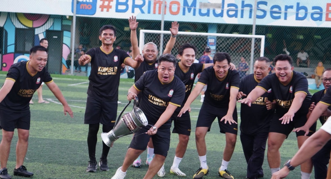 Semangat Kemerdekaan, DPRD Makassar Satukan Legislator dan Staf Lewat Mini Soccer