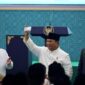 Presiden Republik Indonesia Prabowo Subianto resmi menerima Kartu Tanda Anggota Nahdlatul Ulama (Kartanu) dengan status anggota seumur hidup