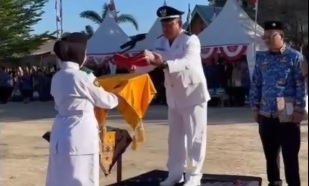 Khidmat, Pengibaran Bendera HUT RI ke-81 Digelar di Barrang Lompo