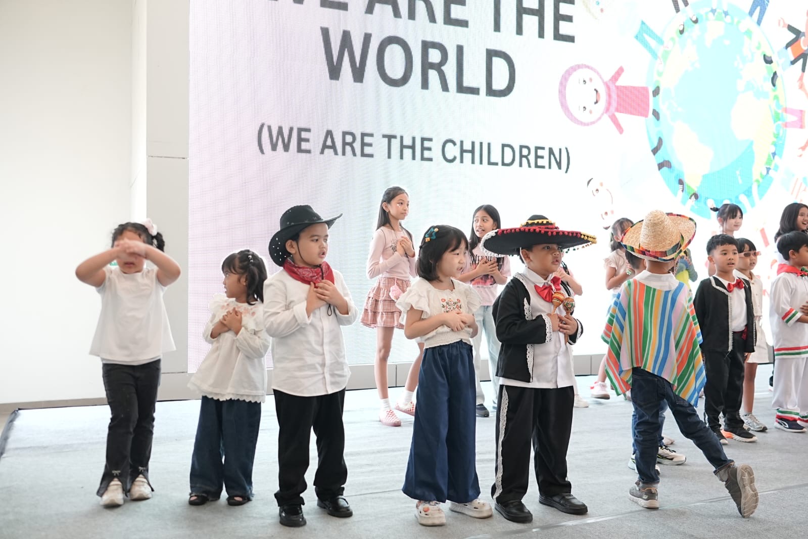 Munafri-Aliyah Peringati United Nations Day Bersama Anak PAUD di Summarecon