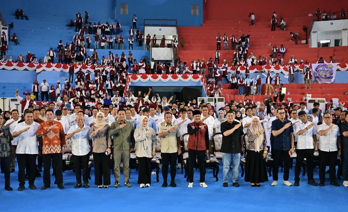 Siap Kawal, Cicu Dampingi Mensos Gus Ipul Luncurkan Gerakan Peduli Tetangga di Makassar