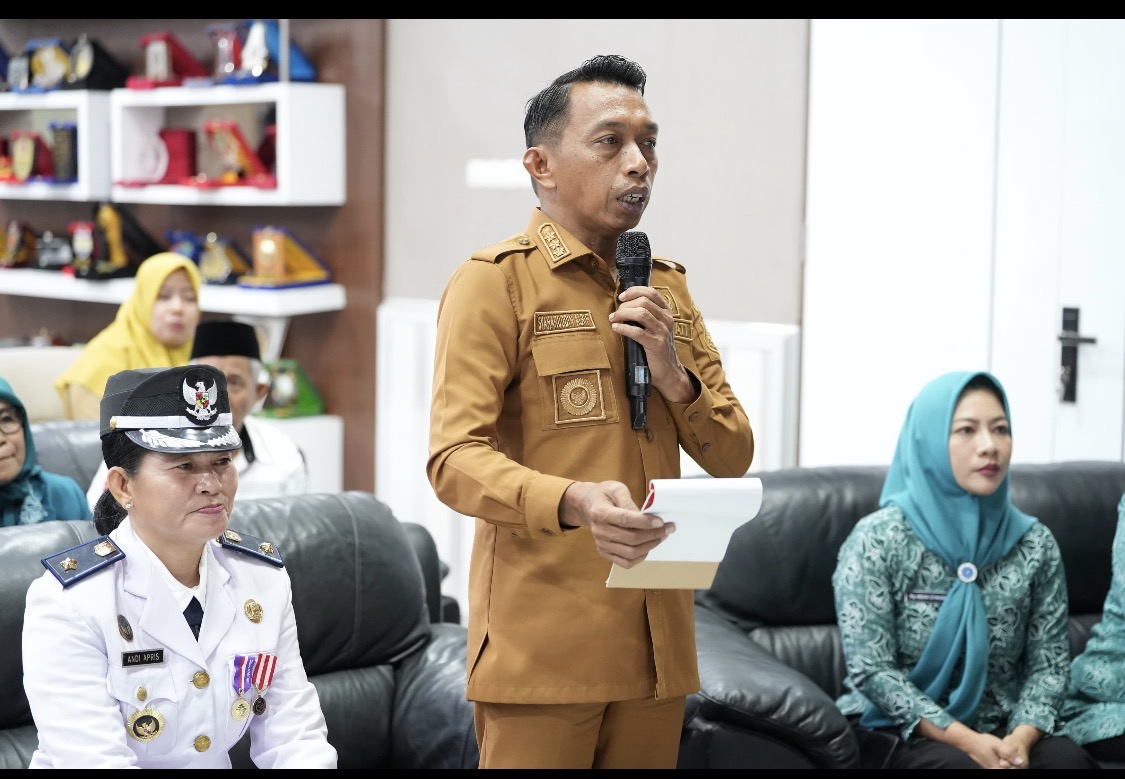 Didampingi Bupati Syaharuddin Alrif, Kalosi Alau Ikuti Penilaian Desa Berprestasi Nasional