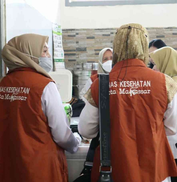 Dinas Kesehatan Kota Makassar Uji Sampel Makanan Rutan, Pastikan Dapur Penuhi Standar Higiene